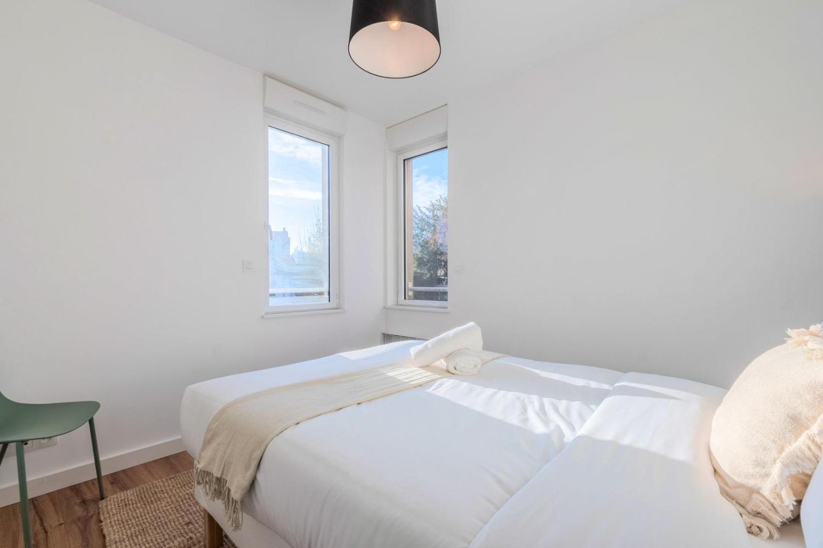 Modern, Quiet 3-Bedroom Apartment With Parking Marcq-en-Baroeul Bagian luar foto