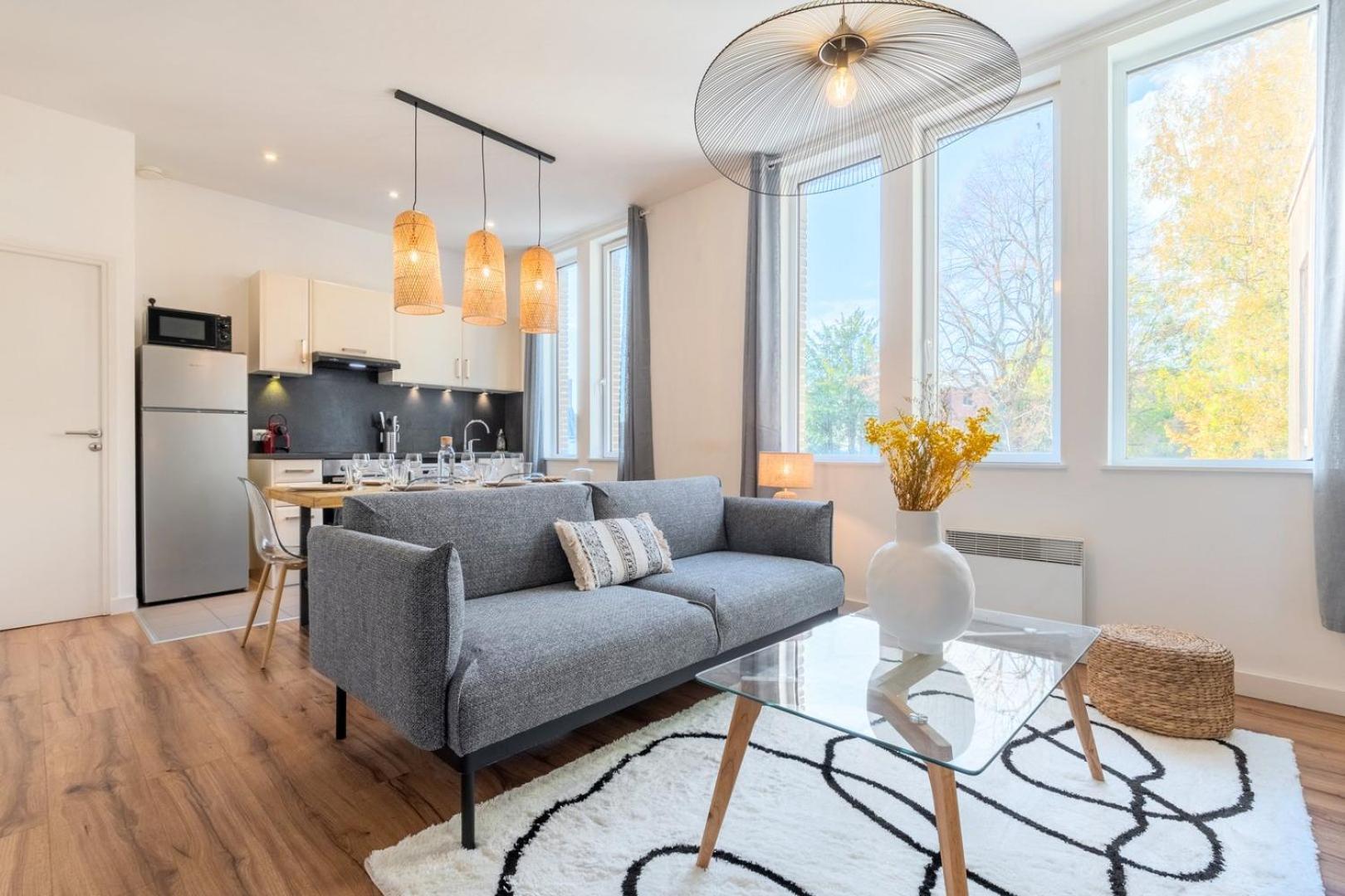 Modern, Quiet 3-Bedroom Apartment With Parking Marcq-en-Baroeul Bagian luar foto